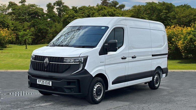 Renault Master Mwb Diesel Fwd MM35 Blue dCi 130 Advance Medium Roof Van